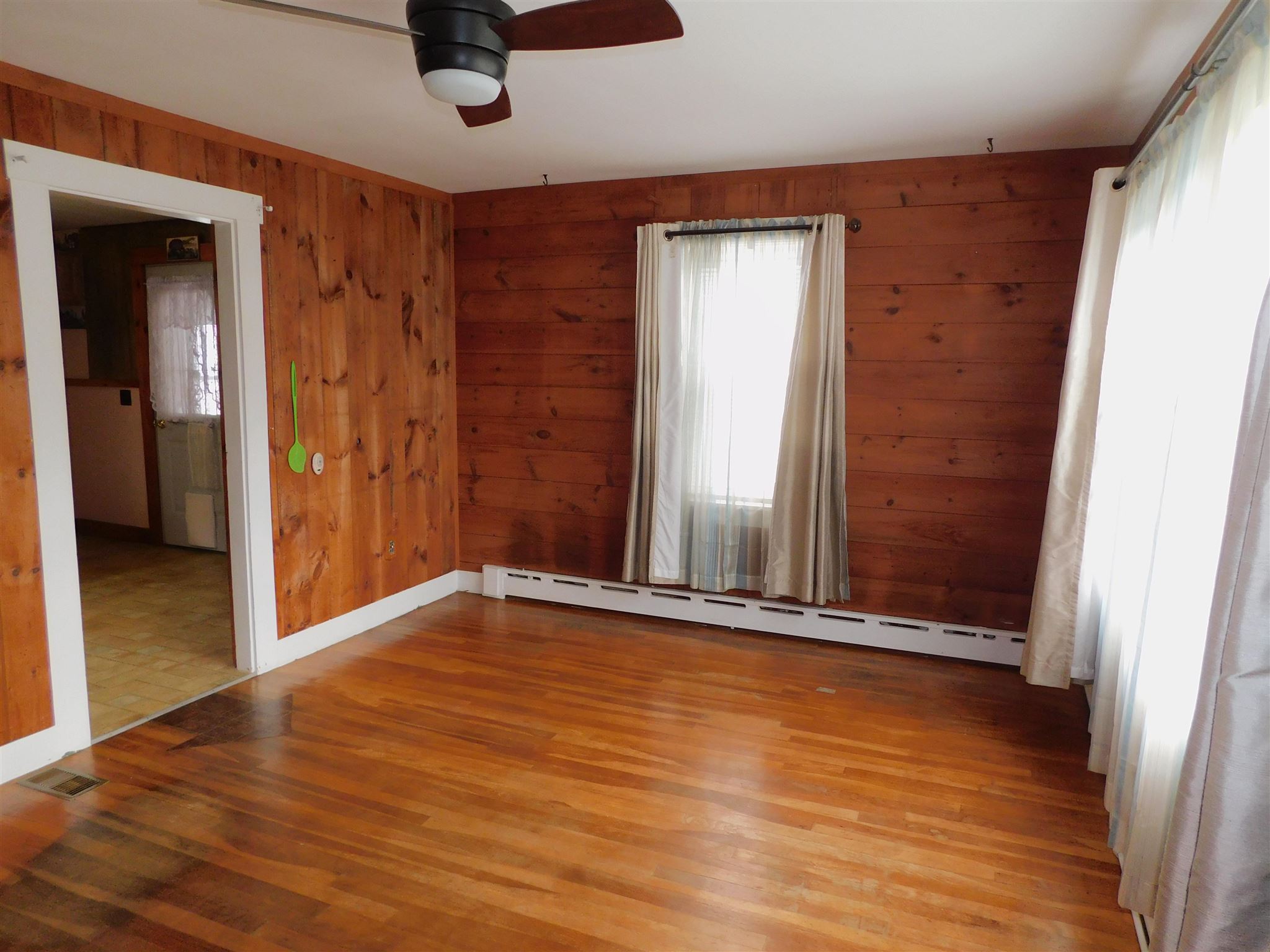 69 Richardson Street Rochester, NH 03867 - Photo 3 of 32