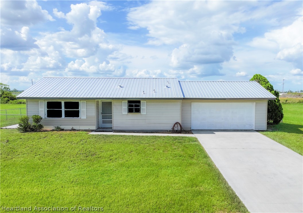 8817 Castile Road Sebring, FL 33876 - Photo 1 of 14 Gallery Image 1
