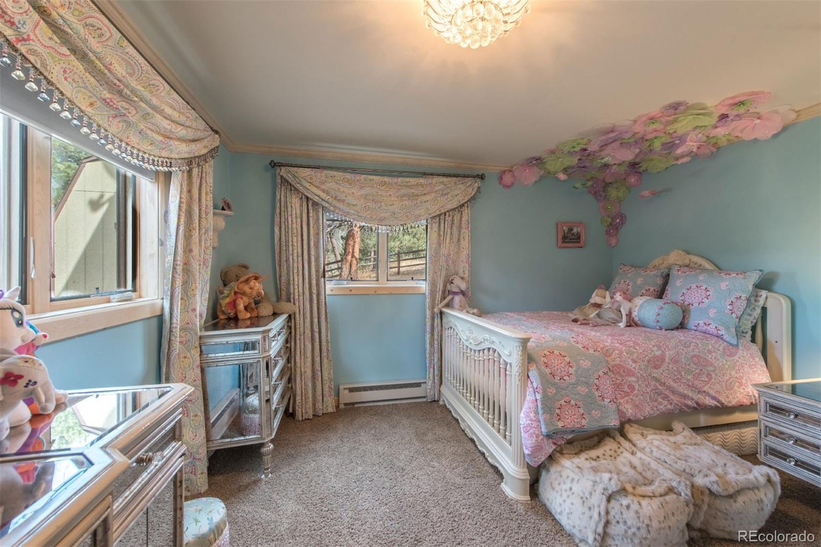 128 Kings Road Evergreen, CO 80439 - Photo 21 of 34 Gallery Image 21