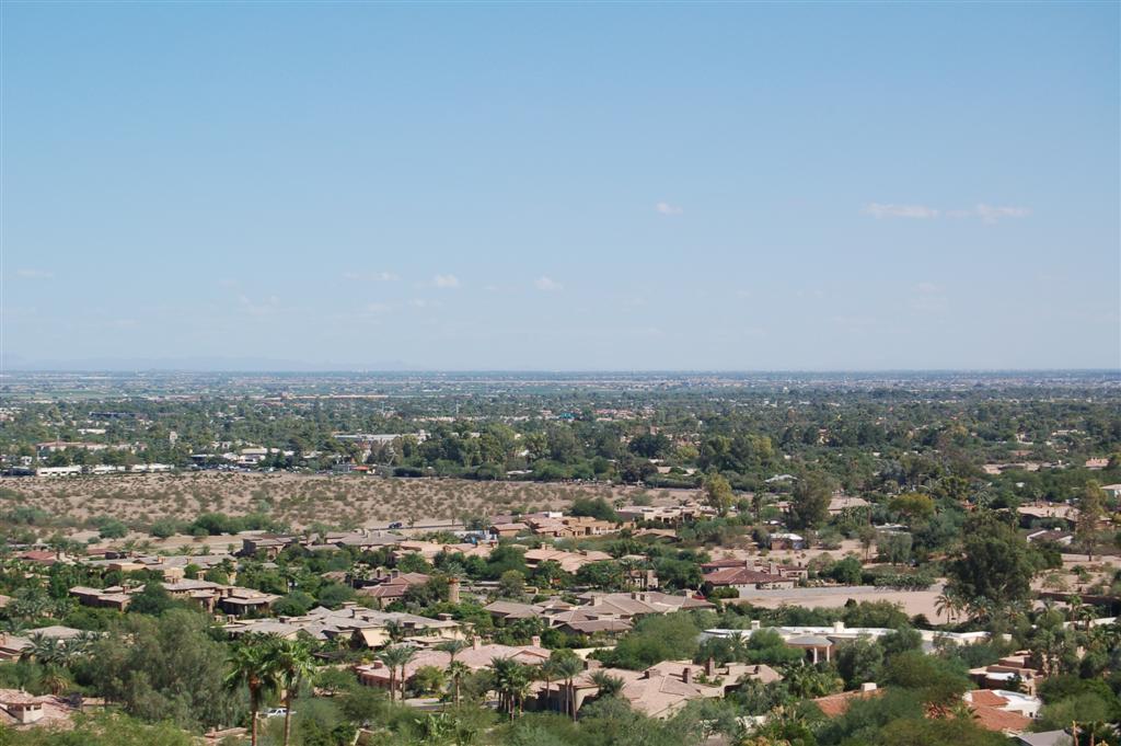 7025 North Invergordon Road Paradise Valley, AZ 85253 - Photo 17 of 19 Front