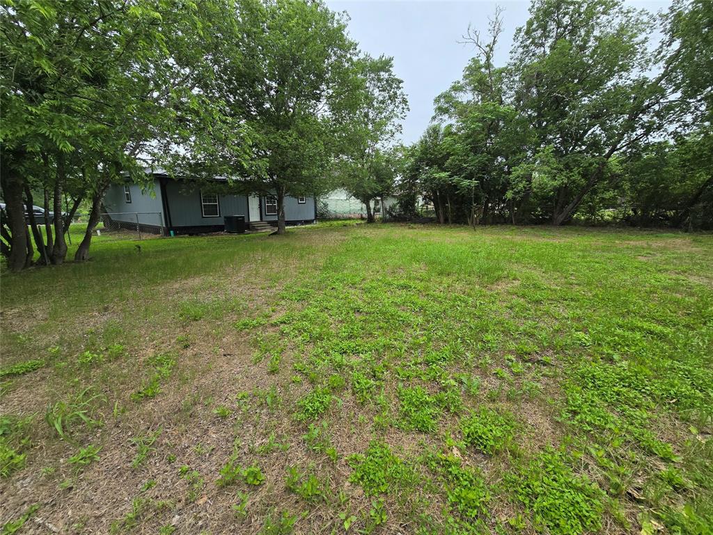 806 South Rusk Avenue Cameron, TX 76520 - Photo 12 of 12