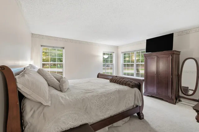 $3,000 | 1411 Clybourne Street, Unit 11E, Batavia, IL 60510