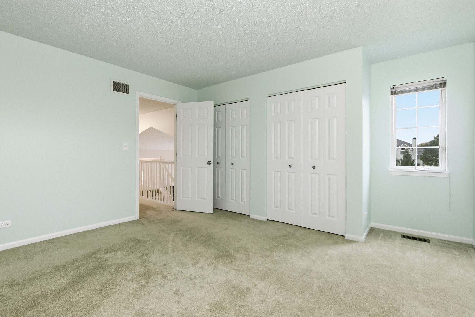 1411 Clybourne Street, Unit 11E Batavia, IL 60510 - Photo 22 of 34 a view of an empty room