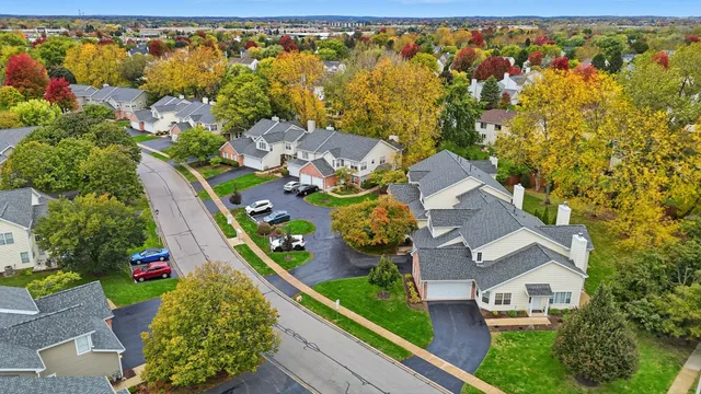 $3,000 | 1411 Clybourne Street, Unit 11E, Batavia, IL 60510