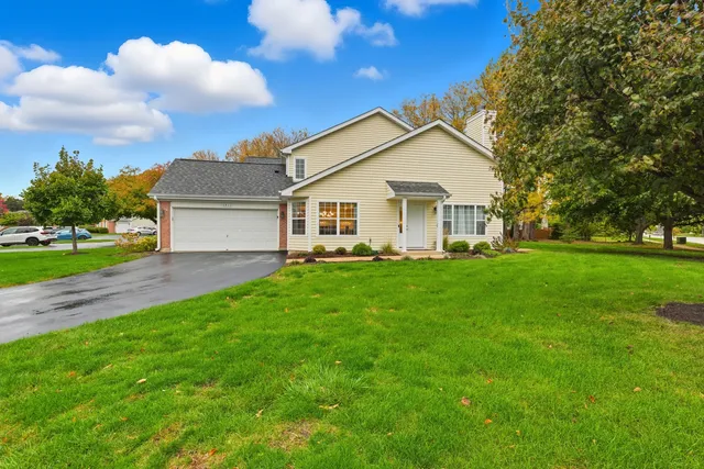 $3,000 | 1411 Clybourne Street, Unit 11E, Batavia, IL 60510