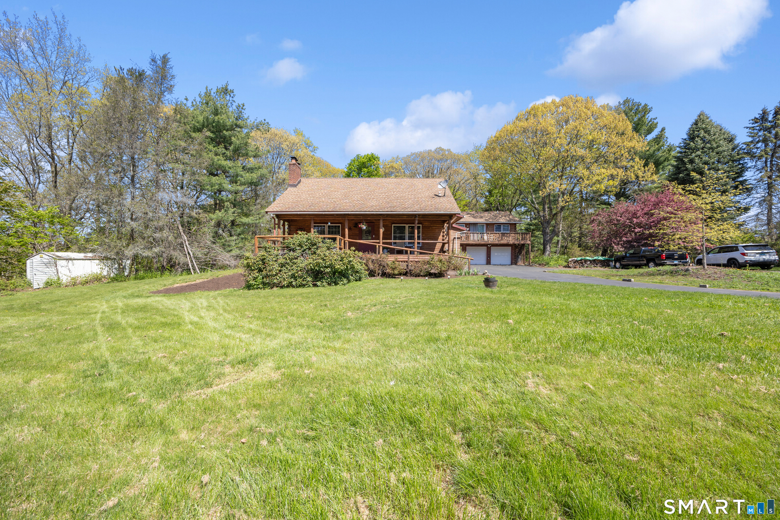 622 Chestnut Ridge Road Orange, CT 06477 - Photo 2 of 40