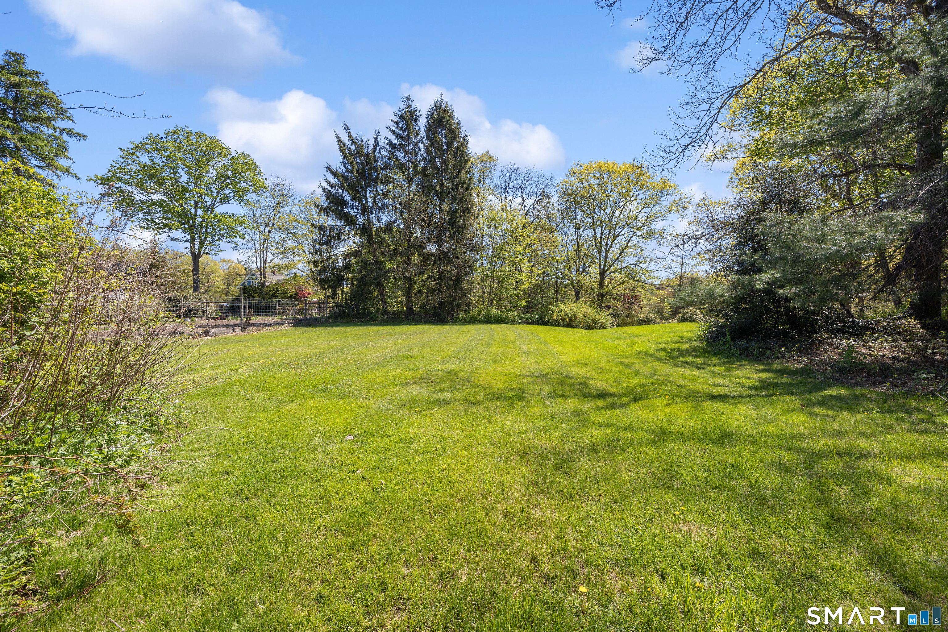 622 Chestnut Ridge Road Orange, CT 06477 - Photo 36 of 40