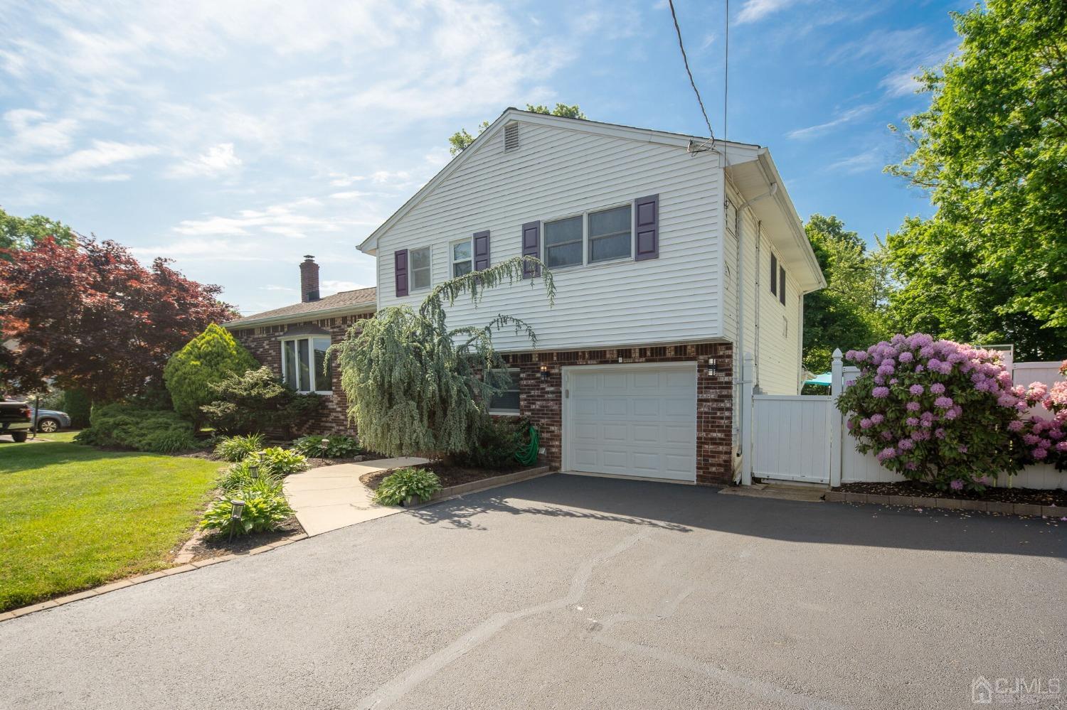 229 Rues Lane East Brunswick, NJ 08816 - Photo 5 of 5 Gallery Image 5