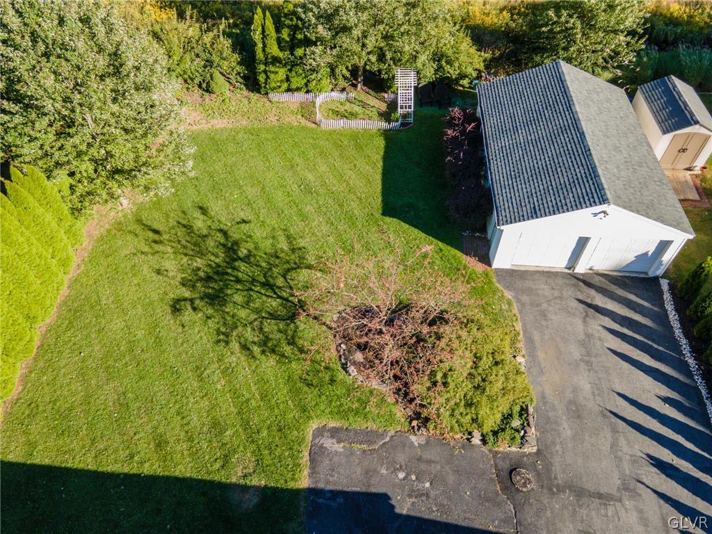 7516 Quarry Road Alburtis, PA 18011 - Photo 7 of 35 Gallery Image 7