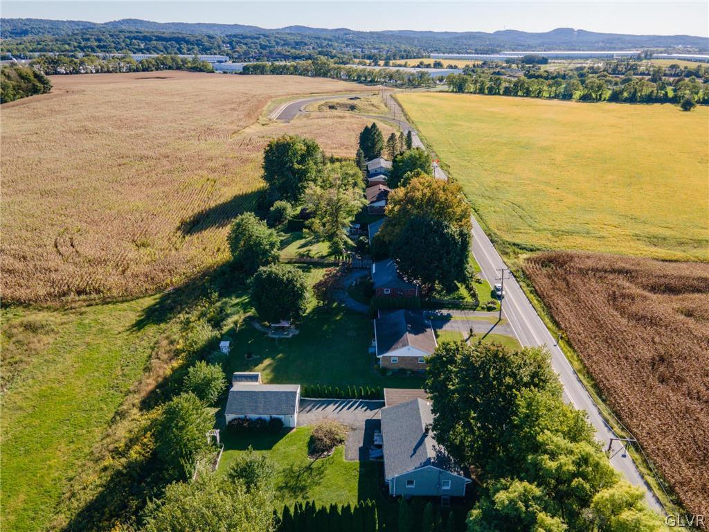 7516 Quarry Road Alburtis, PA 18011 - Photo 10 of 35 Gallery Image 10