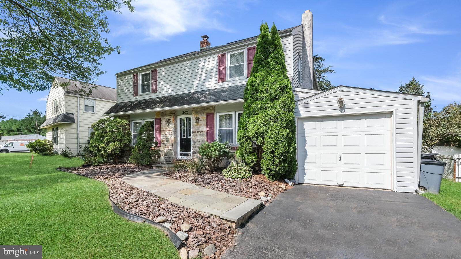 302 Greenhill Road Willow Grove, PA 19090 - Photo 1 of 36 Gallery Image 1
