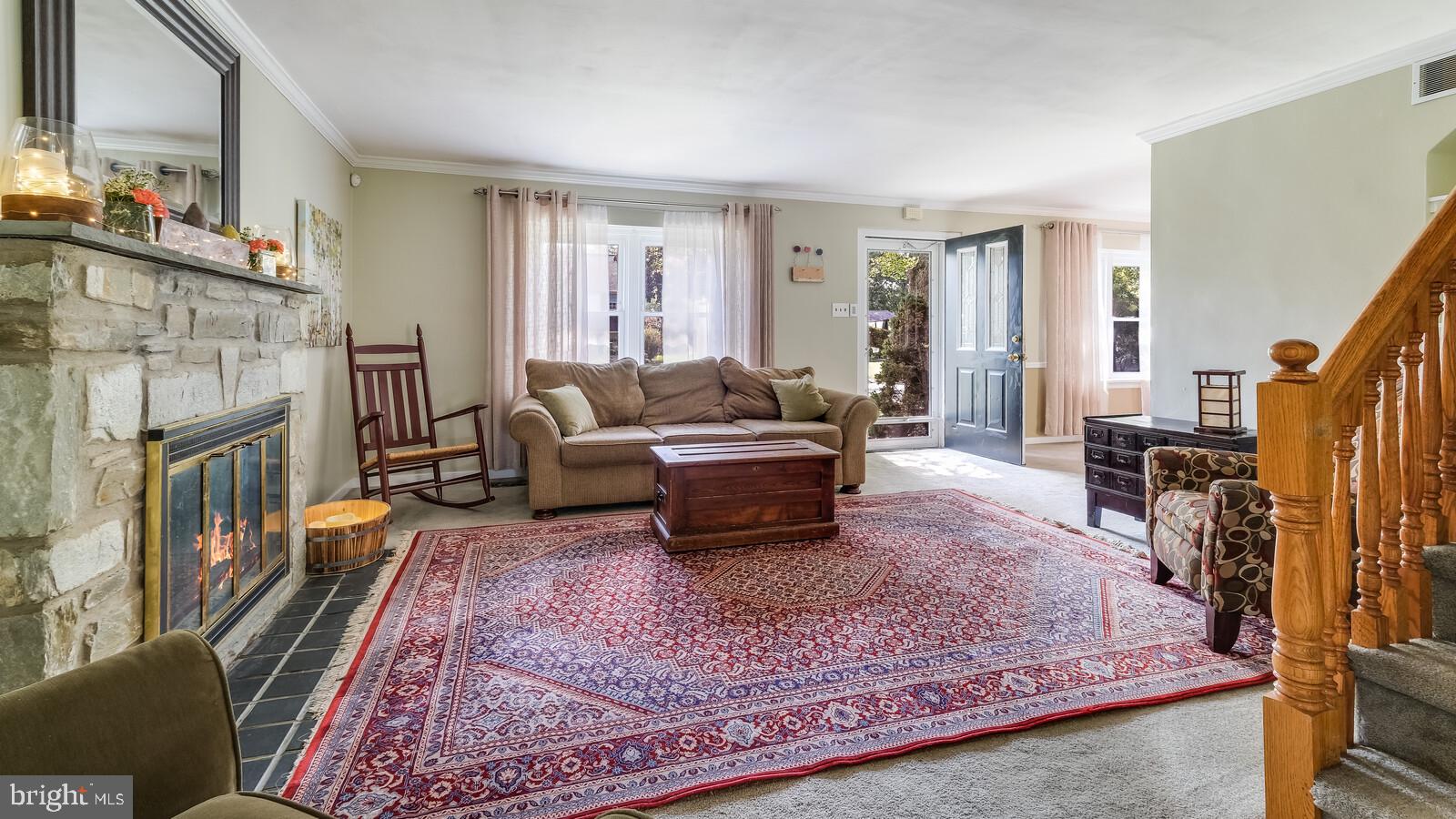302 Greenhill Road Willow Grove, PA 19090 - Photo 5 of 36 Gallery Image 5