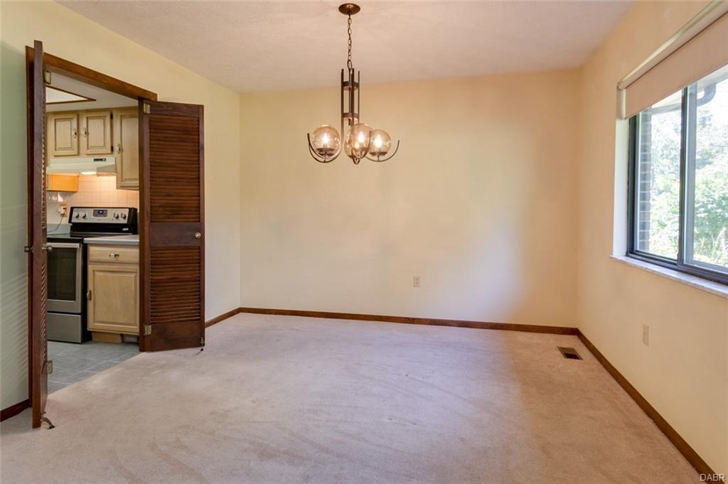 83 Beacon Hill Road Beavercreek, OH 45440 - Photo 13 of 34