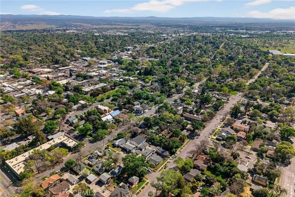 $389,000 | 543 West 6th Street, Chico, CA 95928