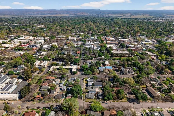 $389,000 | 543 West 6th Street, Chico, CA 95928