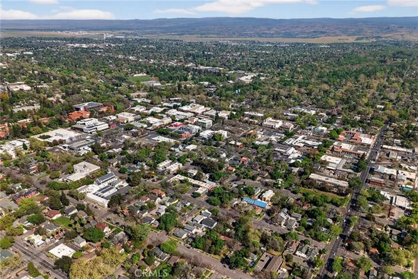 $389,000 | 543 West 6th Street, Chico, CA 95928