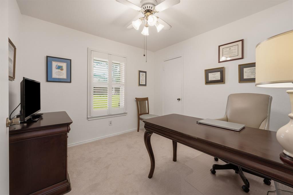 2507 Poppy Lane Euless, TX 76039 - Photo 20 of 29