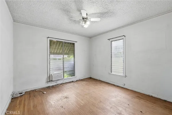 $949,906 | 4720 Denny Avenue, Toluca Lake, CA 91602