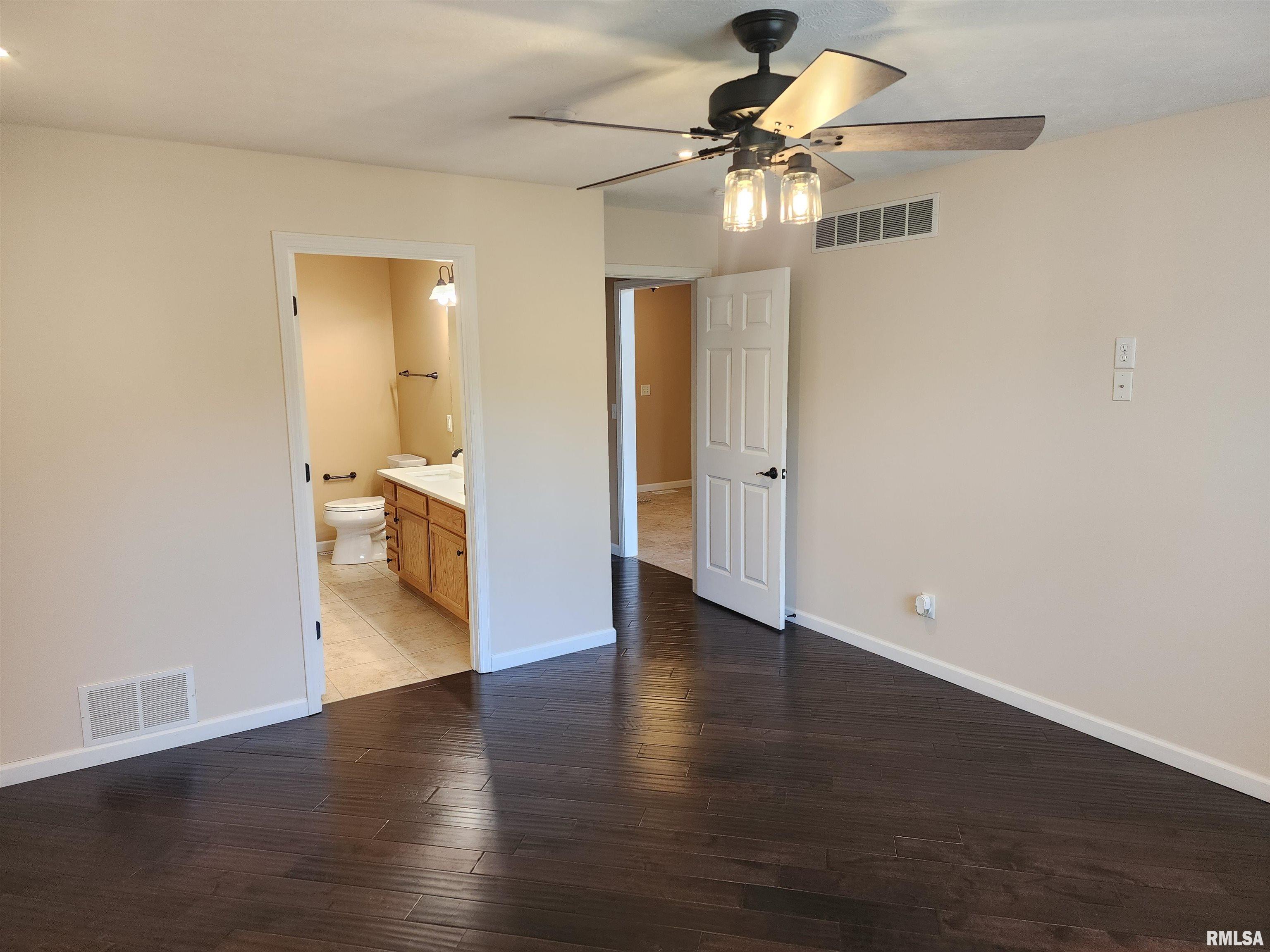 404 Treeline Lane Springfield, IL 62703 - Photo 35 of 58