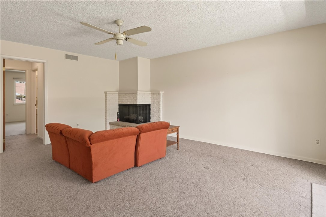 1018 B Greenleaf Road Greece, NY 14612 - Photo 15 of 50