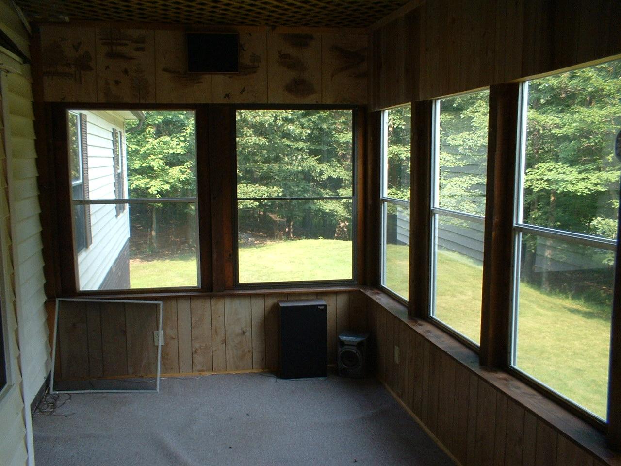 7 Hemlock Road Tannersville, PA 18372 - Photo 5 of 5 Screened Porch