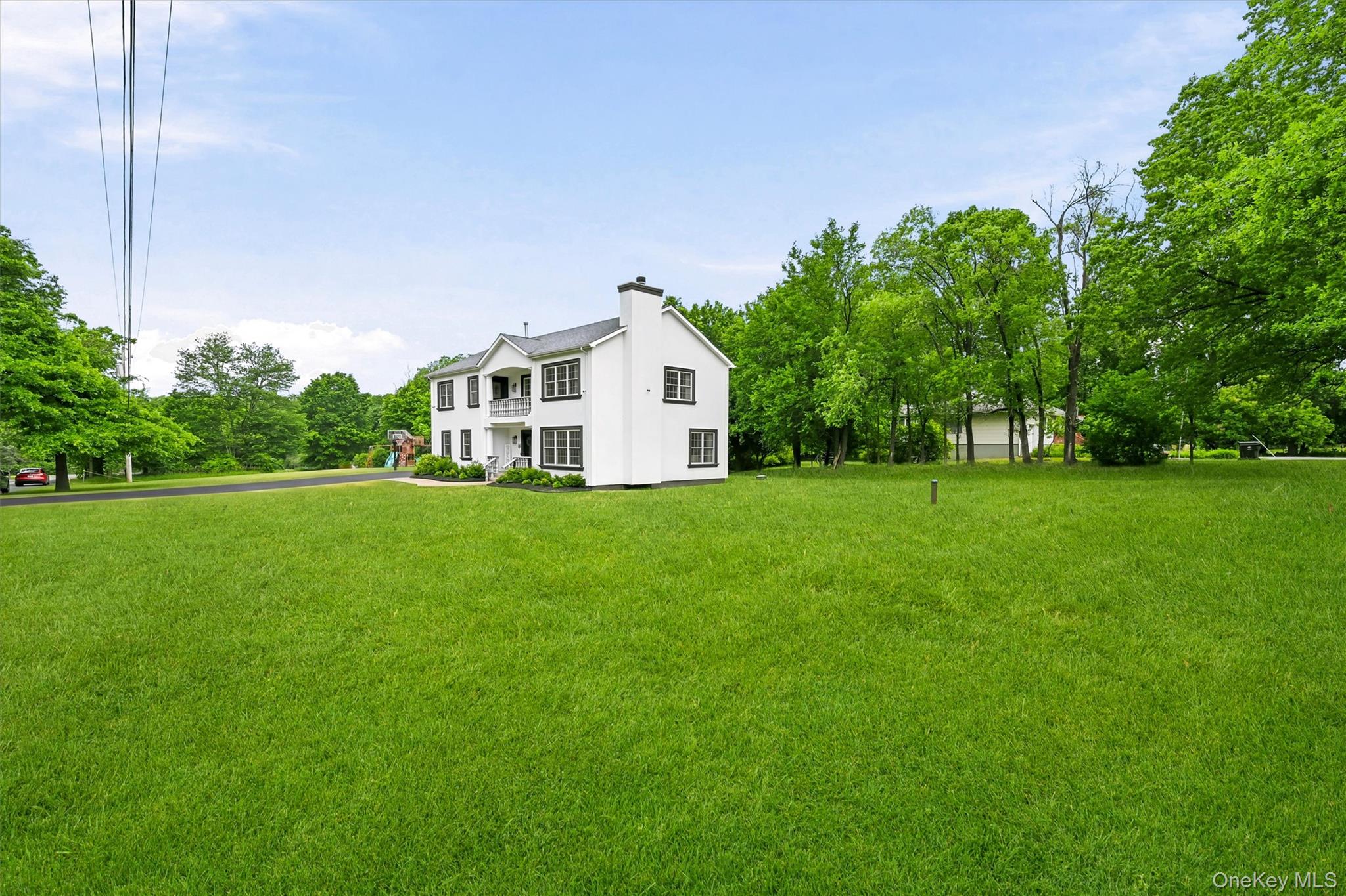 8 Darmstadter Road Bloomingburg, NY 12721 - Photo 39 of 47 Side yard