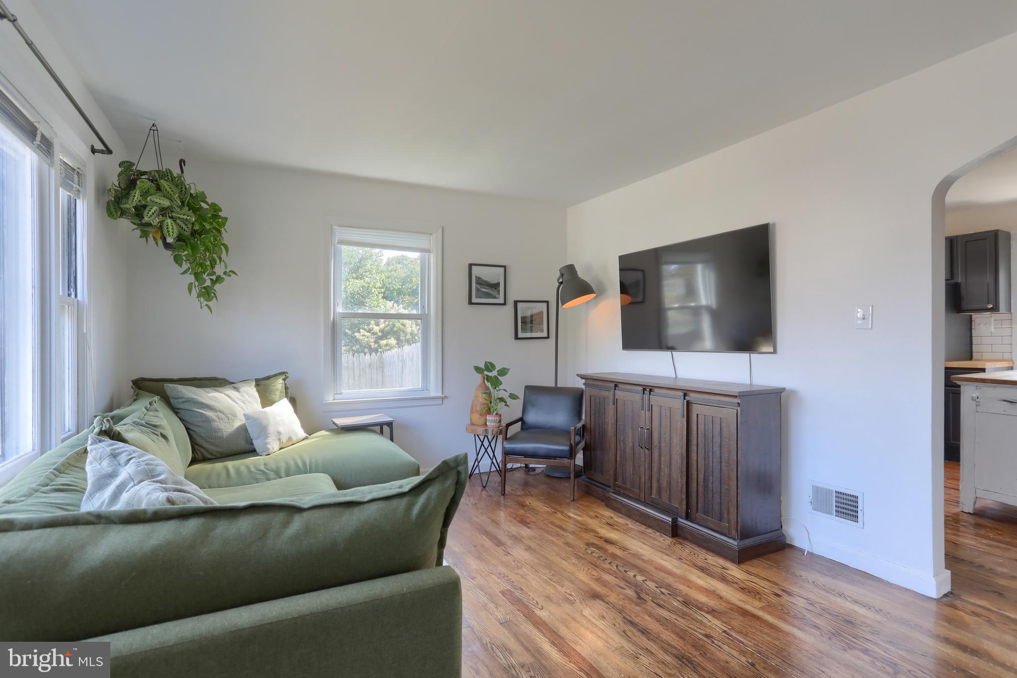 517 South 5th Street Lebanon, PA 17042 - Photo 5 of 29 a living room with furniture and a flat screen tv