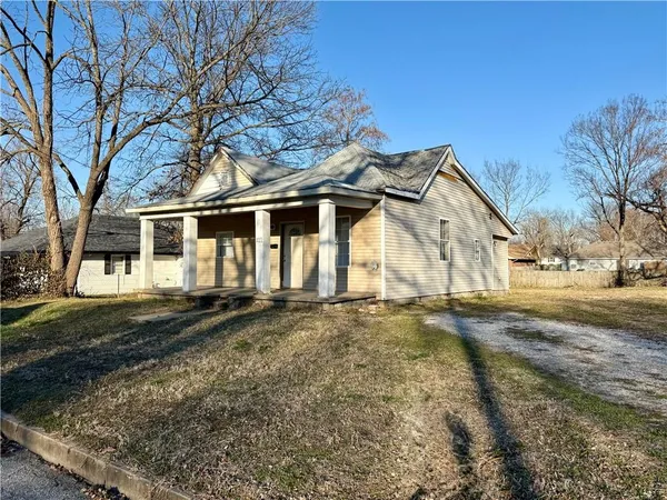 $75,000 | 221 North Clay Street, Nevada, MO 64772