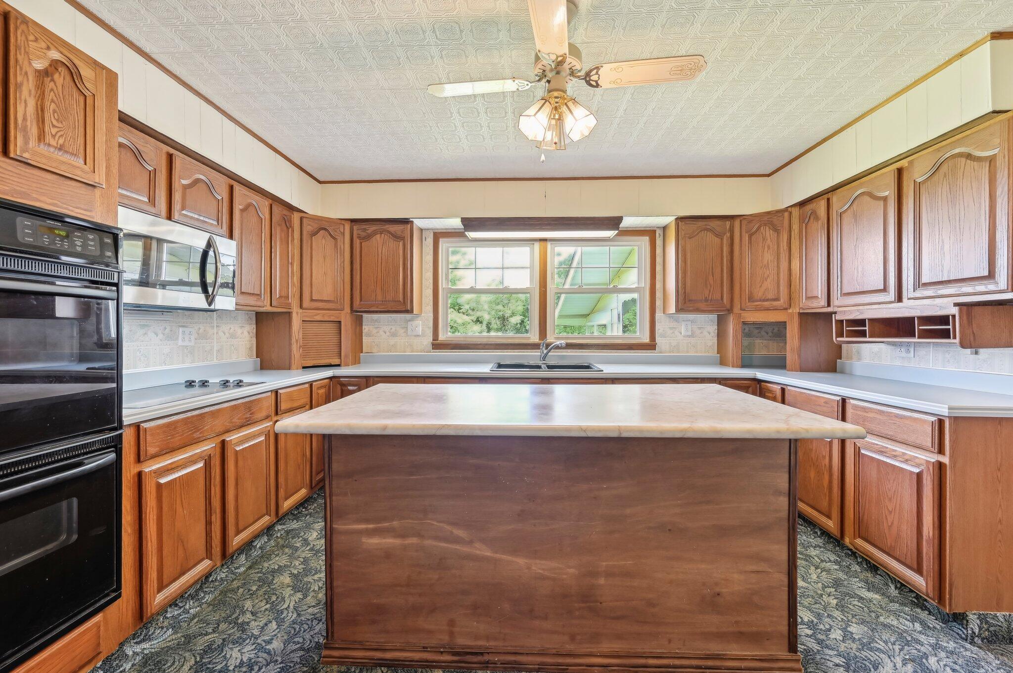 3910 Dayton Springfield Road Springfield, OH 45502 - Photo 12 of 44 14-web-or-mls-Dayton Springfield Rd-2005