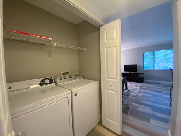 $1,975 | 711 Forest Club Drive, Unit 111, Wellington, FL 33414