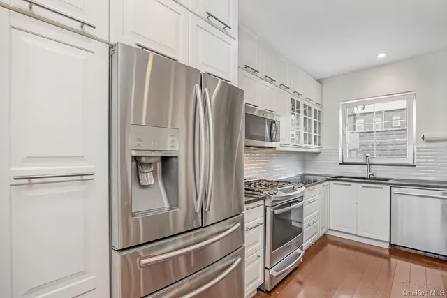 $1,128,000 | 64-68 83rd Place | Middle Village