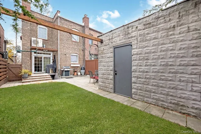 $1,128,000 | 64-68 83rd Place | Middle Village