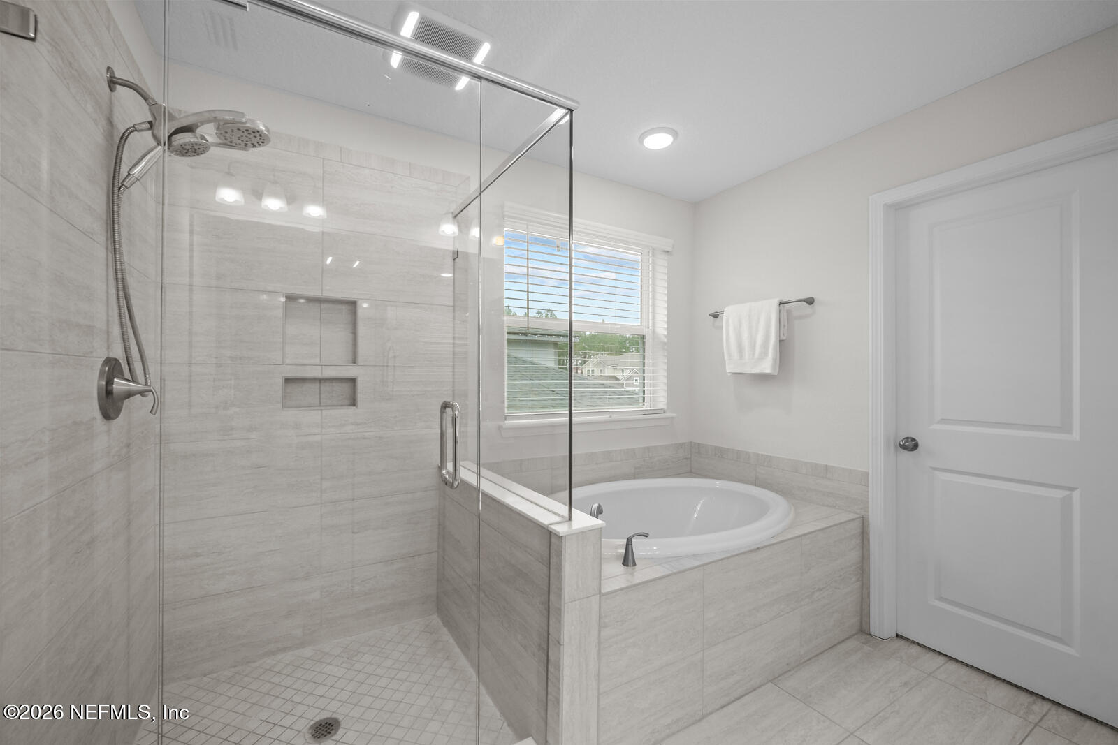 9742 Invention Lane Jacksonville, FL 32256 - Photo 23 of 53 Upstairs Owner's Bathroom