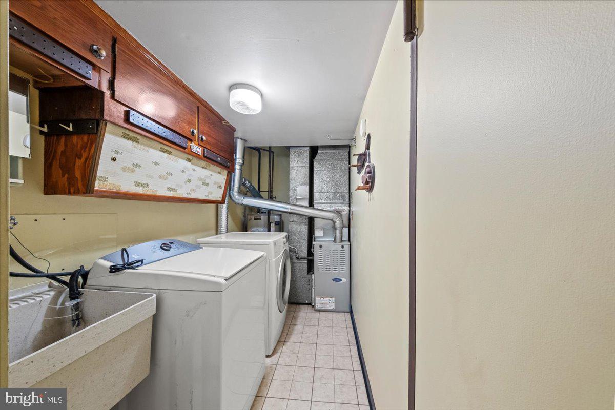 1638 Lawncrest Lane Clementon, NJ 08021 - Photo 15 of 41