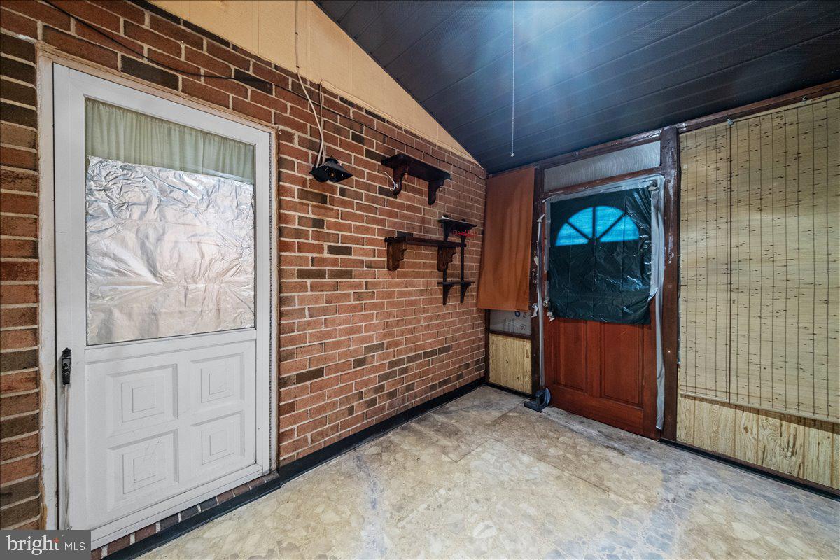 1638 Lawncrest Lane Clementon, NJ 08021 - Photo 16 of 41