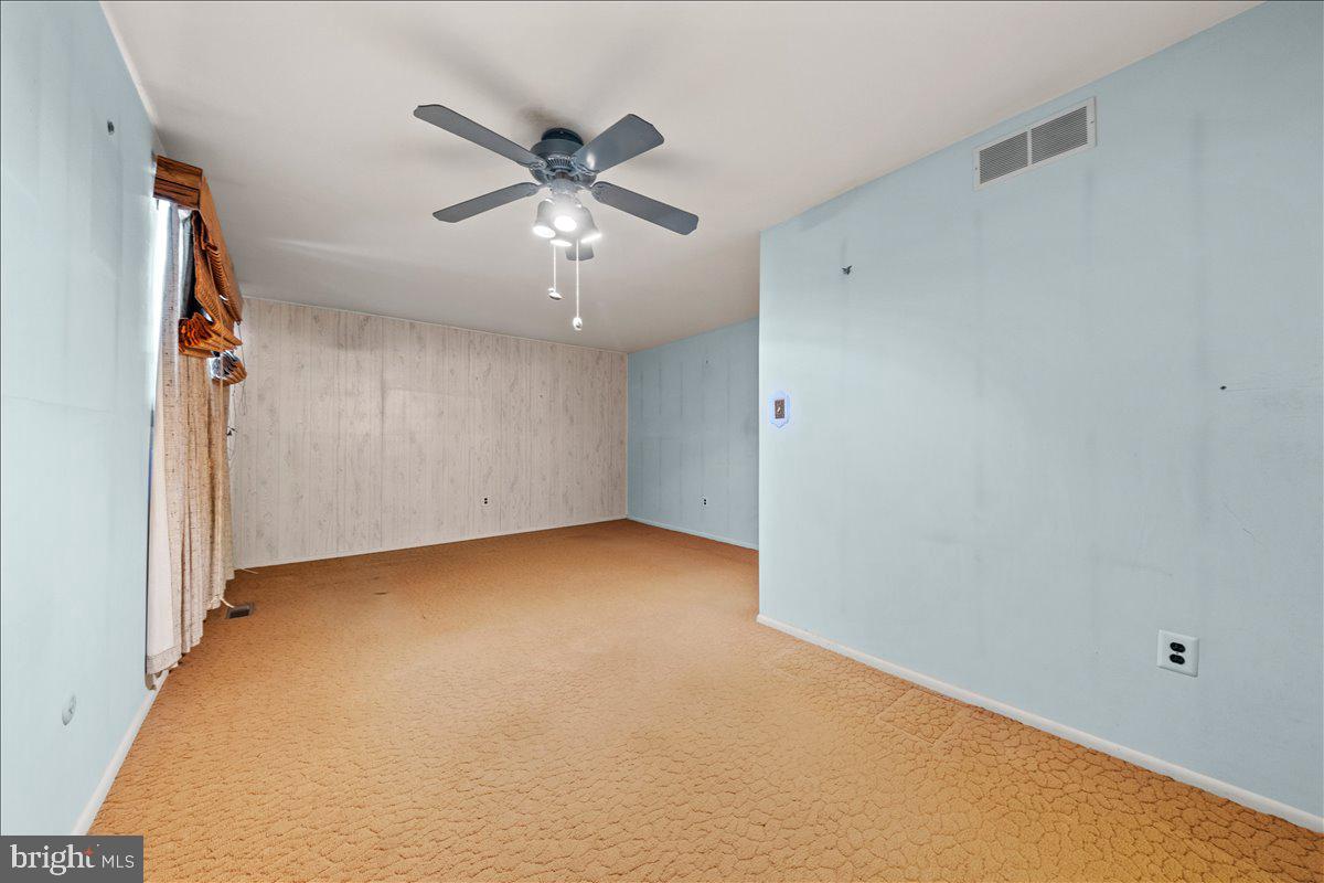 1638 Lawncrest Lane Clementon, NJ 08021 - Photo 23 of 41