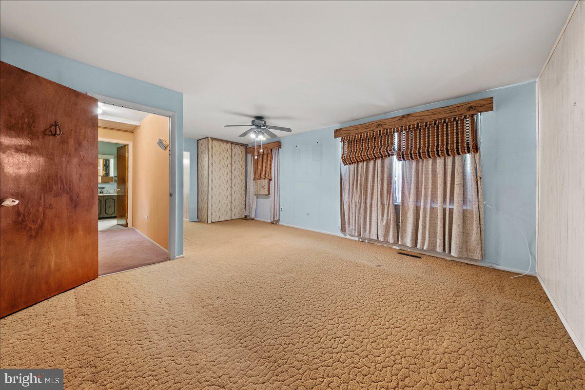 1638 Lawncrest Lane Clementon, NJ 08021 - Photo 24 of 41