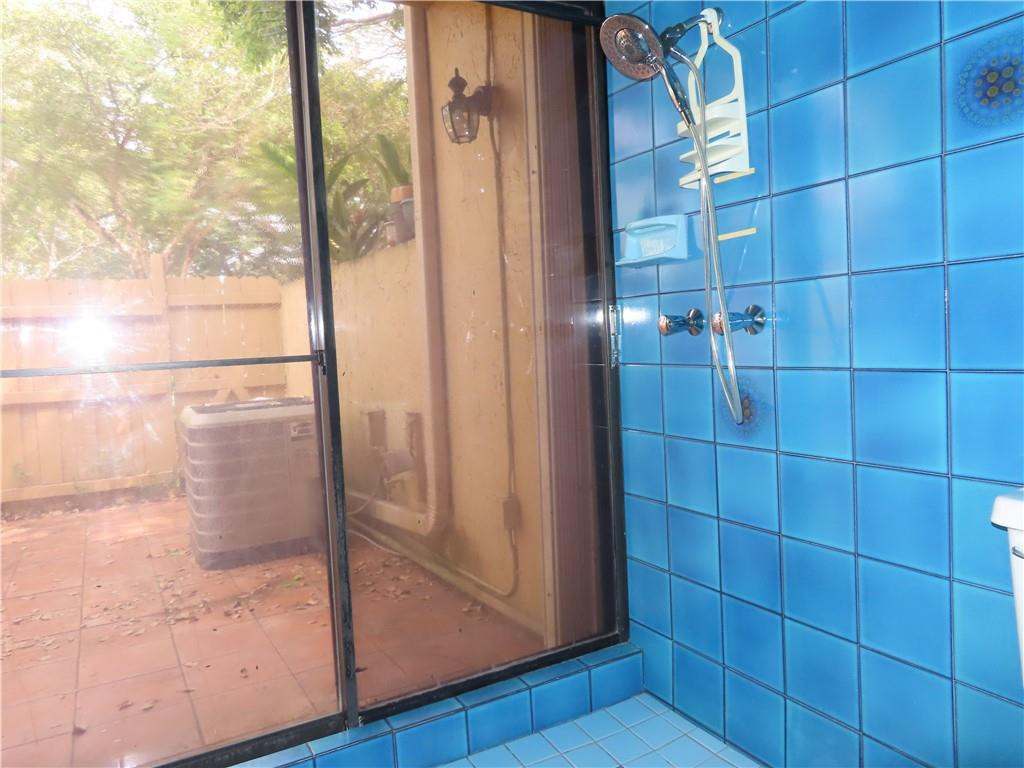 8801 Gatehouse Road, Unit 7 Plantation, FL 33324 - Photo 18 of 29 Master shower