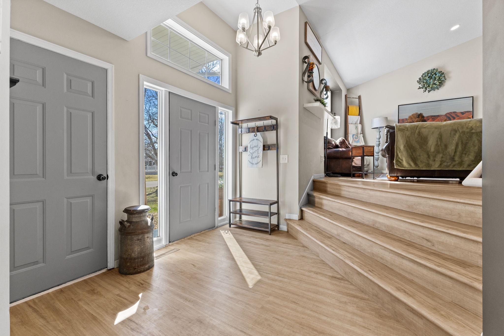 7150 96th Street South Cottage Grove, MN 55016 - Photo 2 of 48