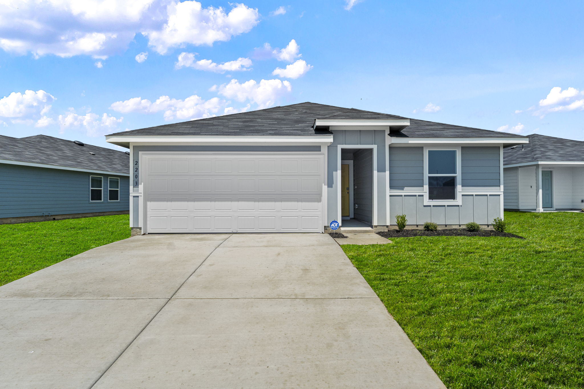 2203 Loganberry Lane Luling, TX 78648 - Photo 1 of 35