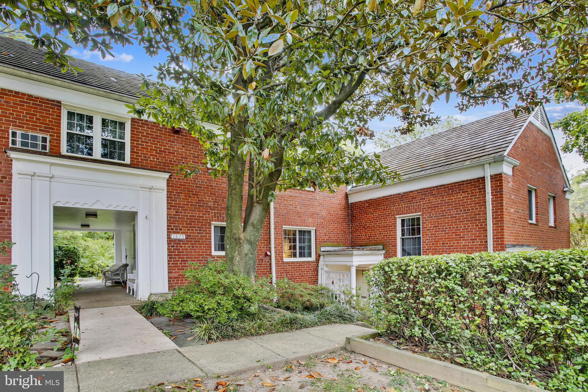 1673 Preston Road, Unit 954 Alexandria, VA 22302 - Photo 1 of 54 Front Exterior