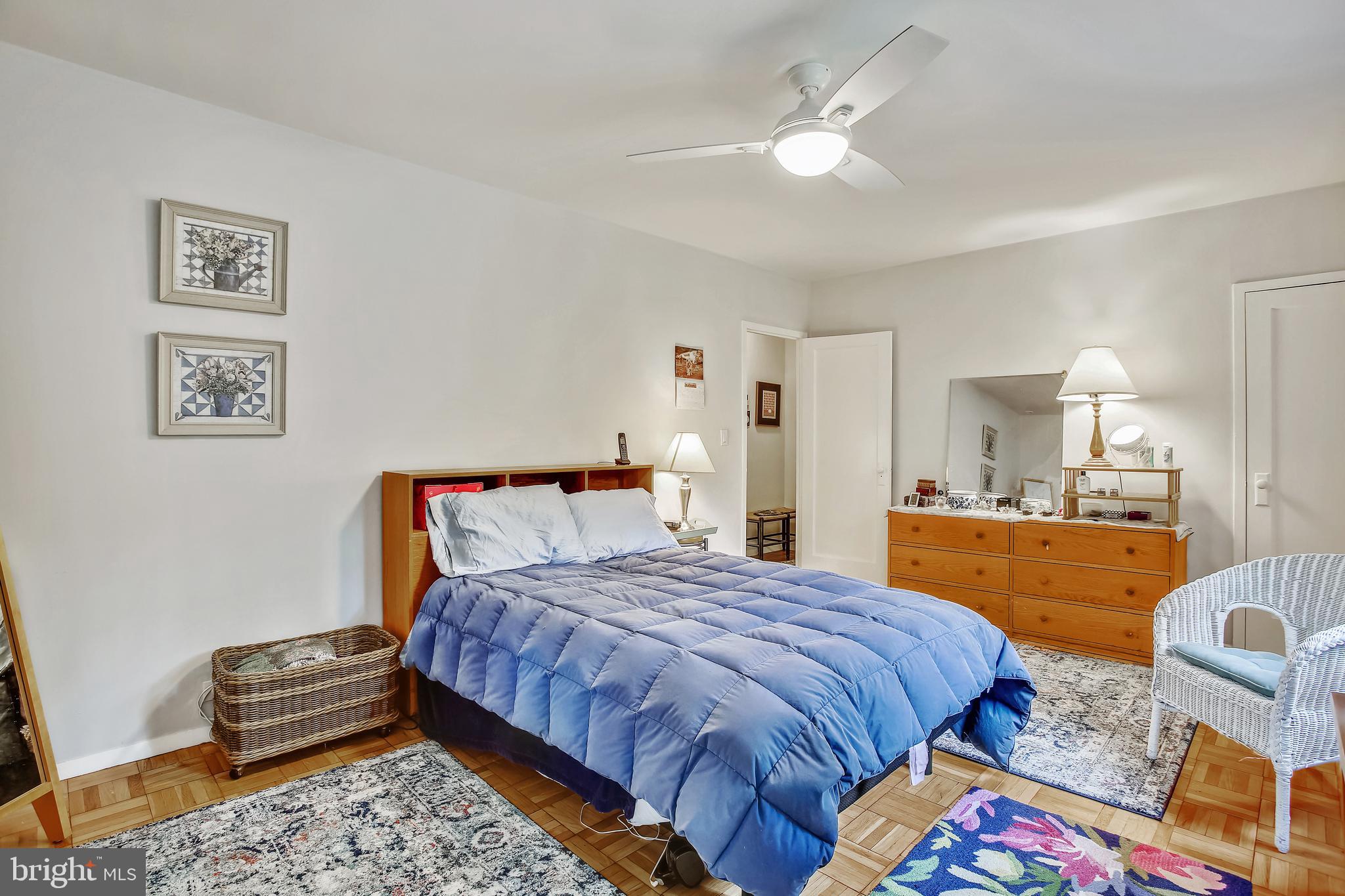 1673 Preston Road, Unit 954 Alexandria, VA 22302 - Photo 21 of 54 Primary Bedroom