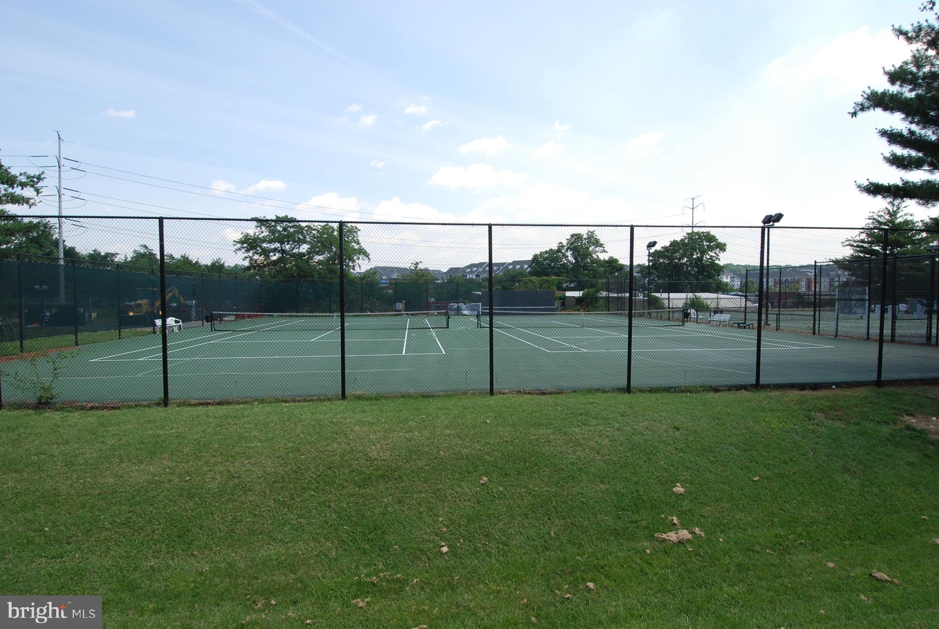 1673 Preston Road, Unit 954 Alexandria, VA 22302 - Photo 49 of 54 Tennis Courts