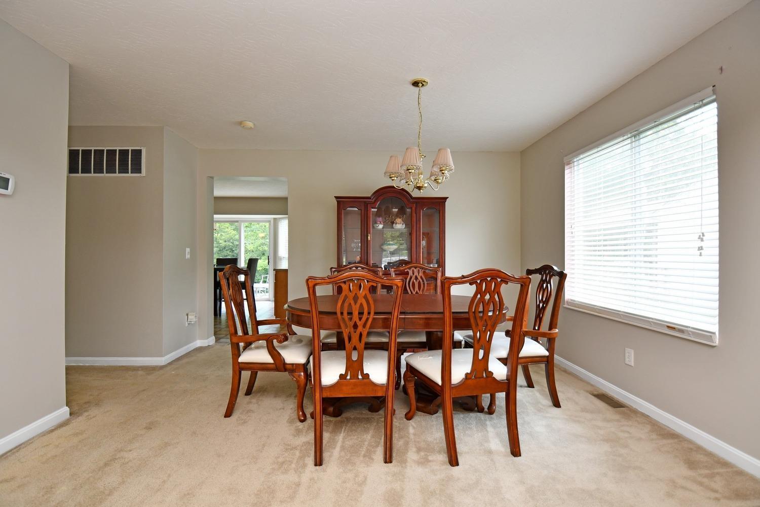 1567 Creekside Road Amelia, OH 45102 - Photo 6 of 34 Gallery Image 6