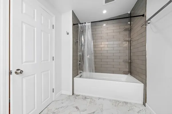 $649,900 | 28 Hillcrest Street, Waltham, MA 02451