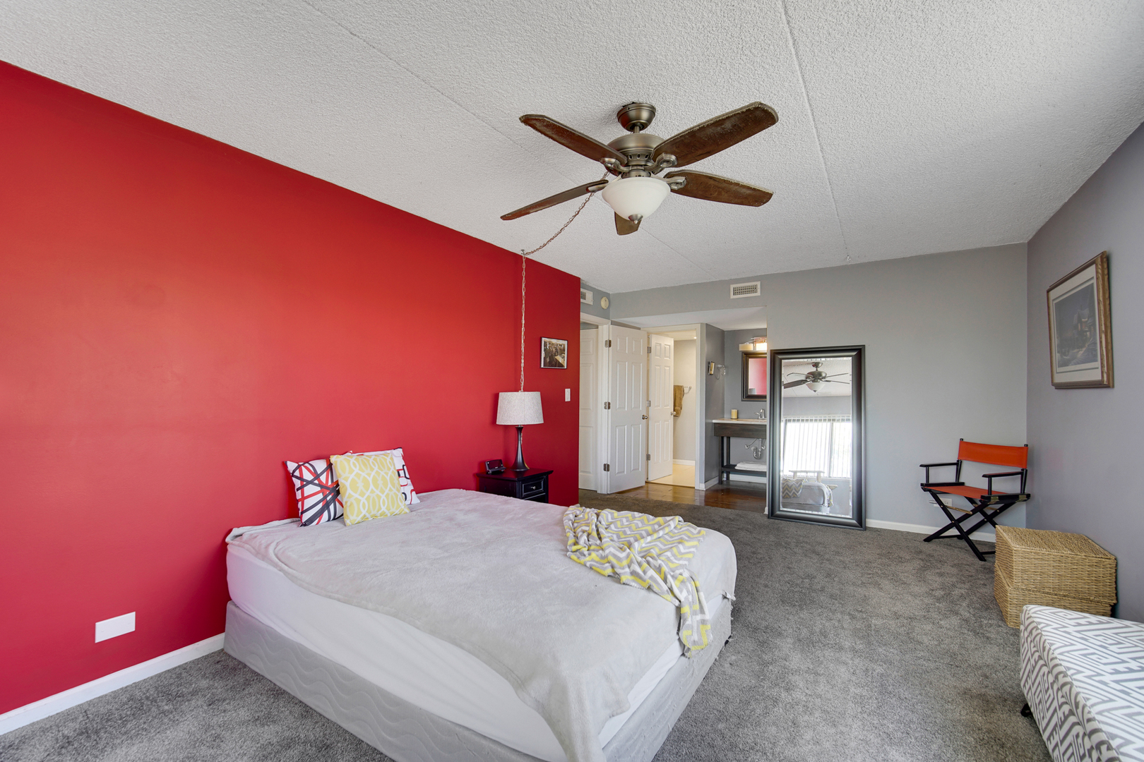 690 Chandler Road, Unit 302 Gurnee, IL 60031 - Photo 24 of 51 a bedroom with a bed and dresser