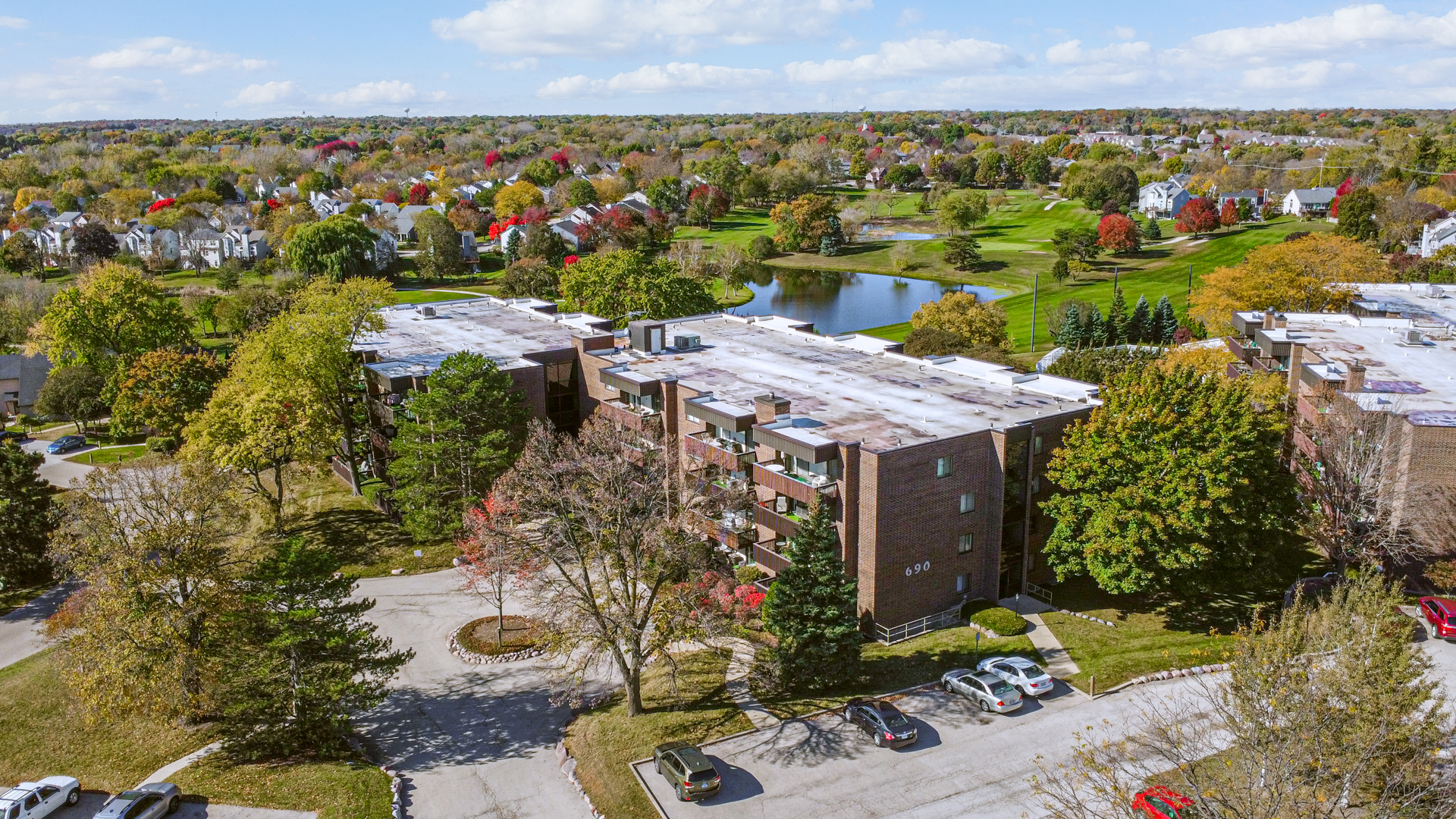 690 Chandler Road, Unit 302 Gurnee, IL 60031 - Photo 41 of 51 a view of a lake with a city
