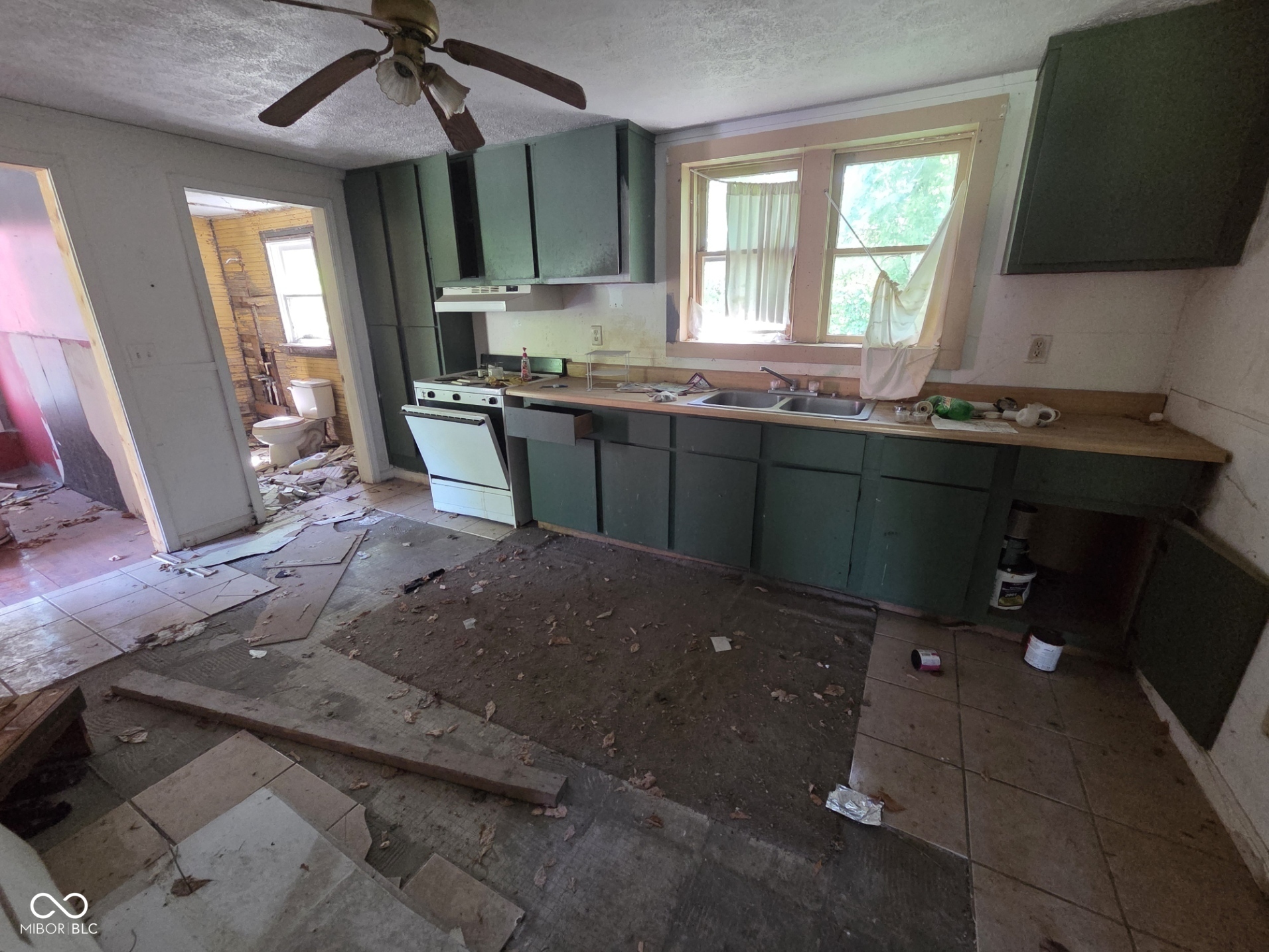 5405 East High School Road Butlerville, IN 47223 - Photo 9 of 11