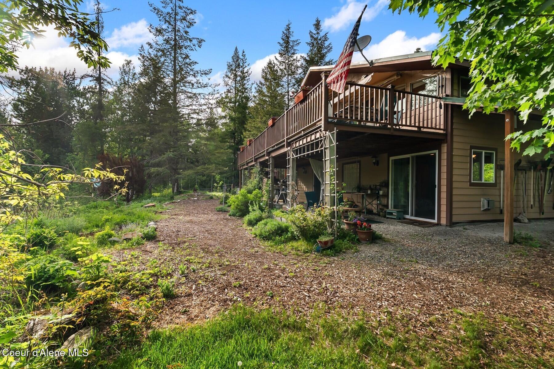 446 Hummingbird Drive Sandpoint, ID 83864 - Photo 76 of 95 Rear Of Home