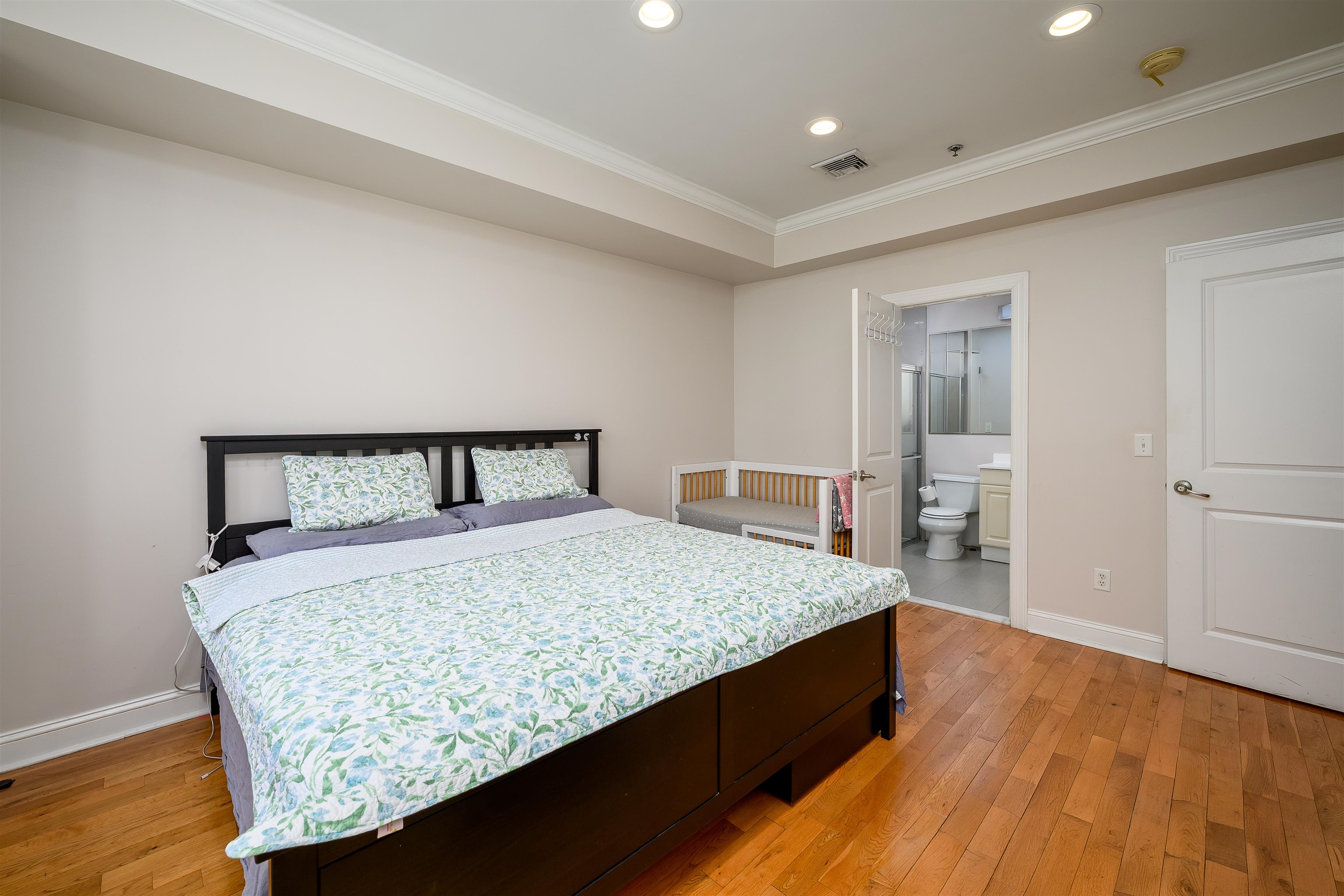 413 Madison Street, Unit 2 Hoboken, NJ 07030 - Photo 9 of 21